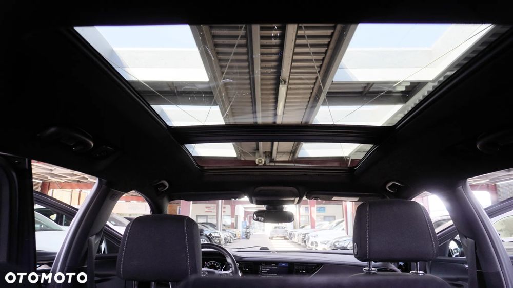 Opel Insignia 2.0 T Business Elegance S&S - 24