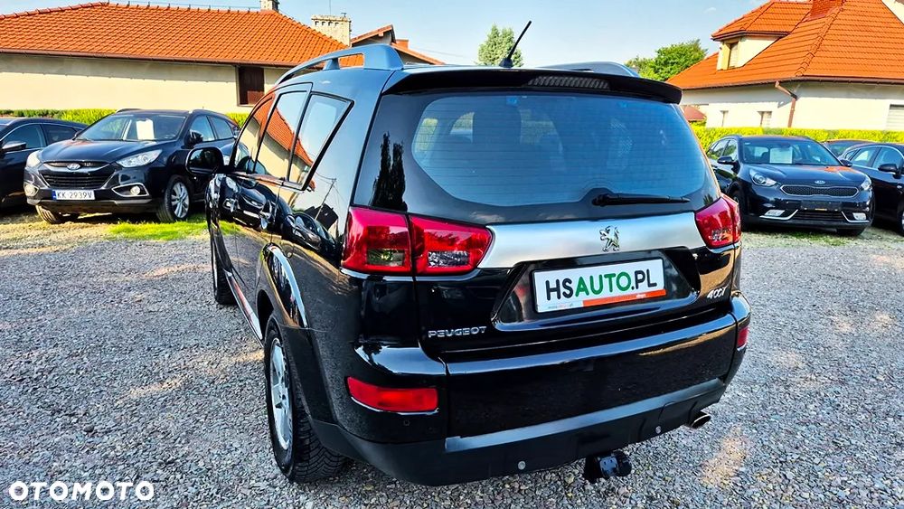 Peugeot 4007 - 16