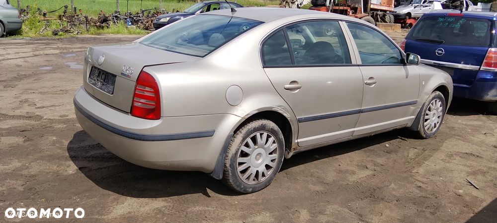 SKODA SUPERB dawca części - 4