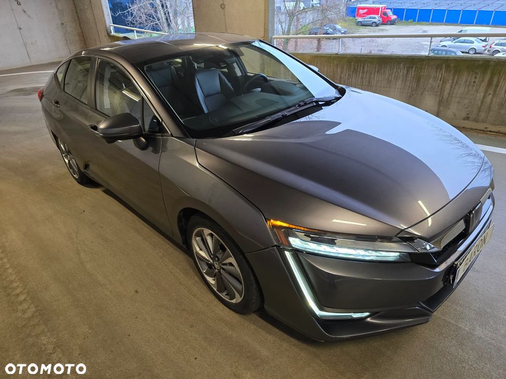 Honda Clarity - 4