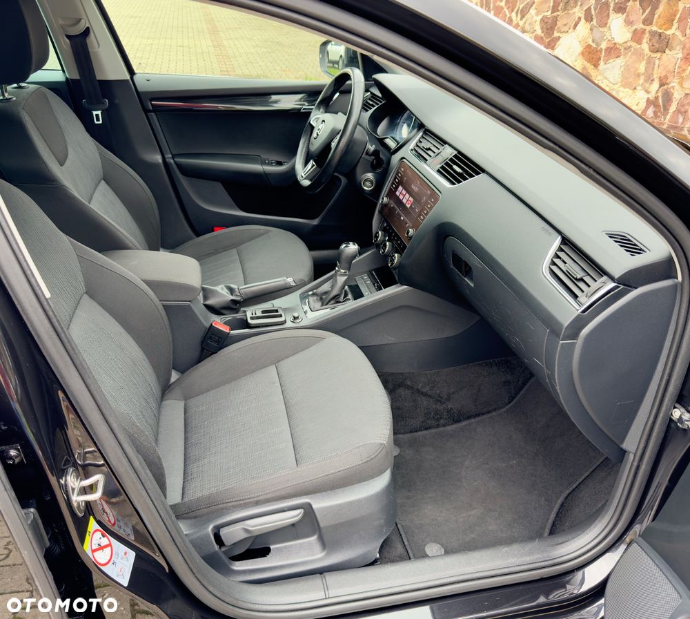 Skoda Octavia - 16