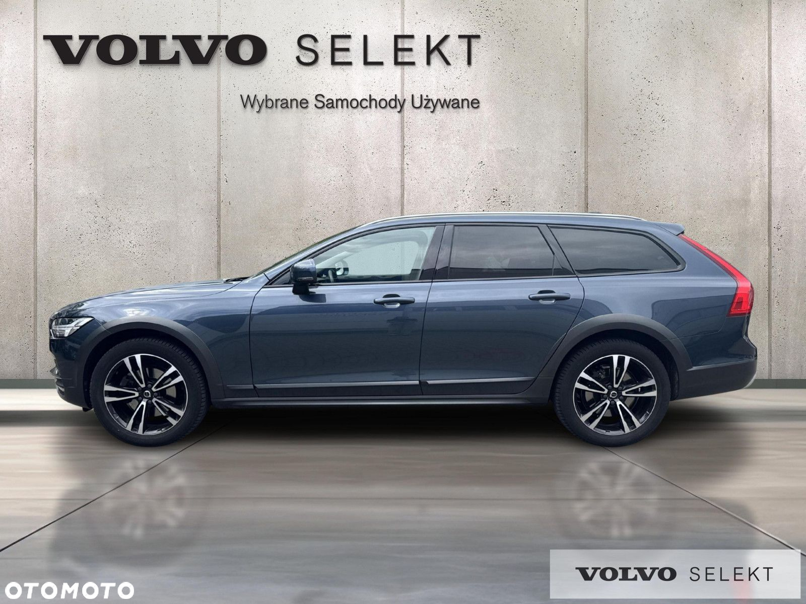 Volvo V90 Cross Country - 2
