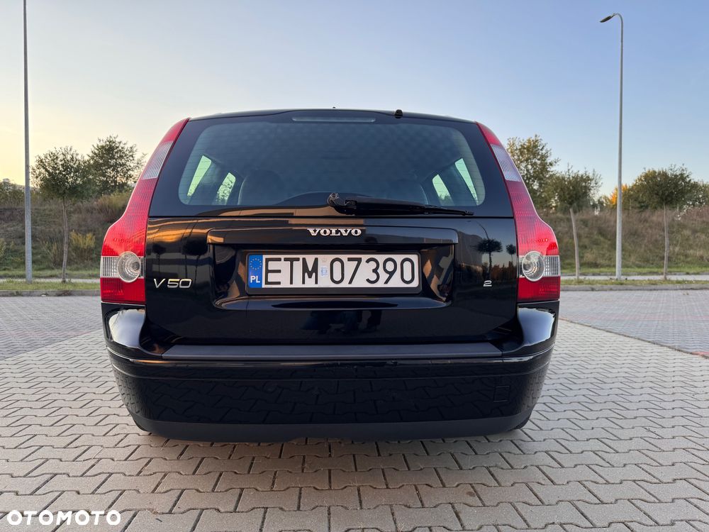 Volvo V50 - 11