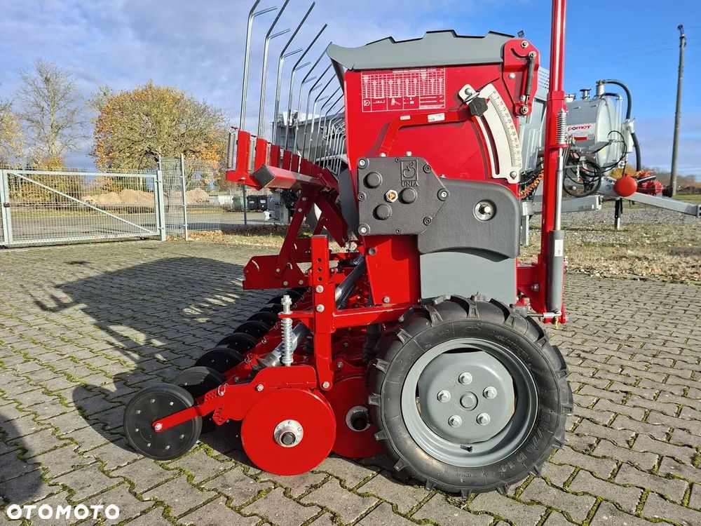 Unia Siewnik do zboża i rzepaku Poznaniak 500/3D dostępny od ręki - 7