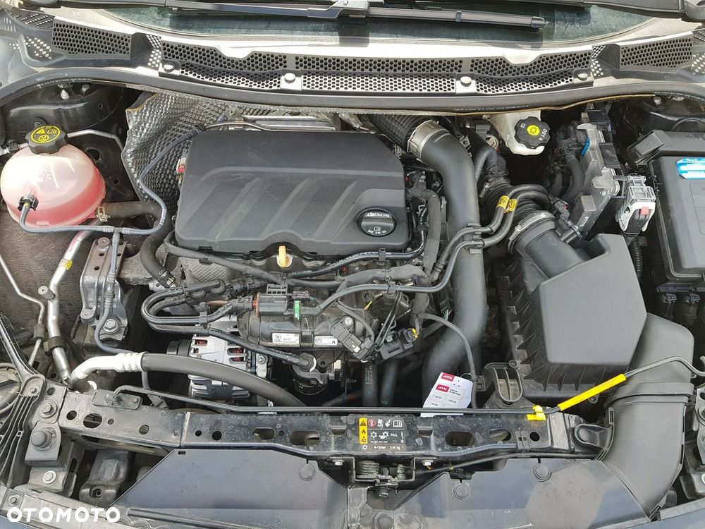 Opel Astra 1.2 T GS Line S&S - 18