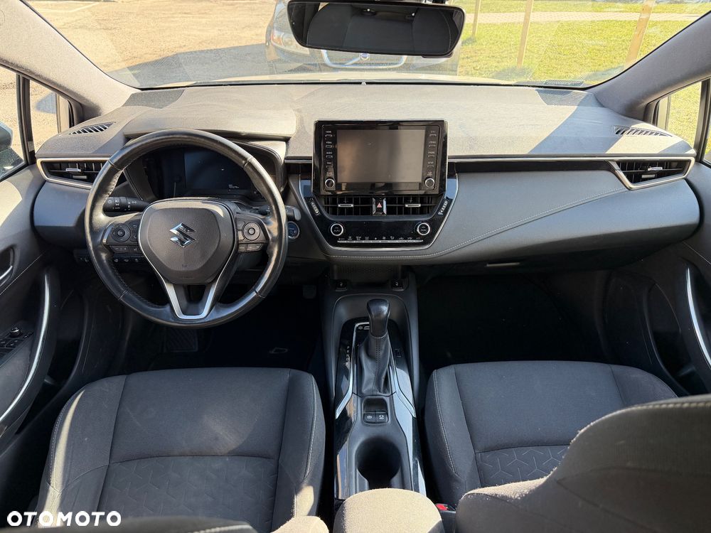 Suzuki Swace 1.8 Hybrid Premium Plus CVT - 8