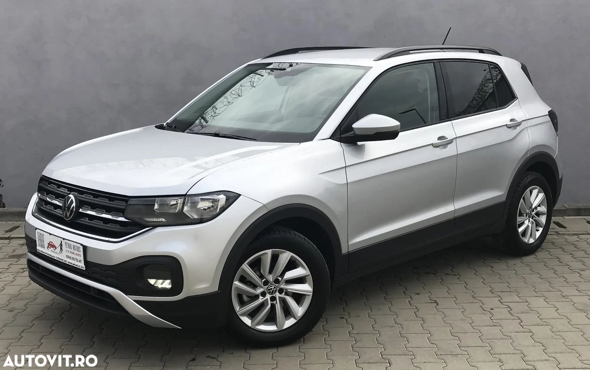 Volkswagen T-Cross 1.0 TSI DSG Life - 1