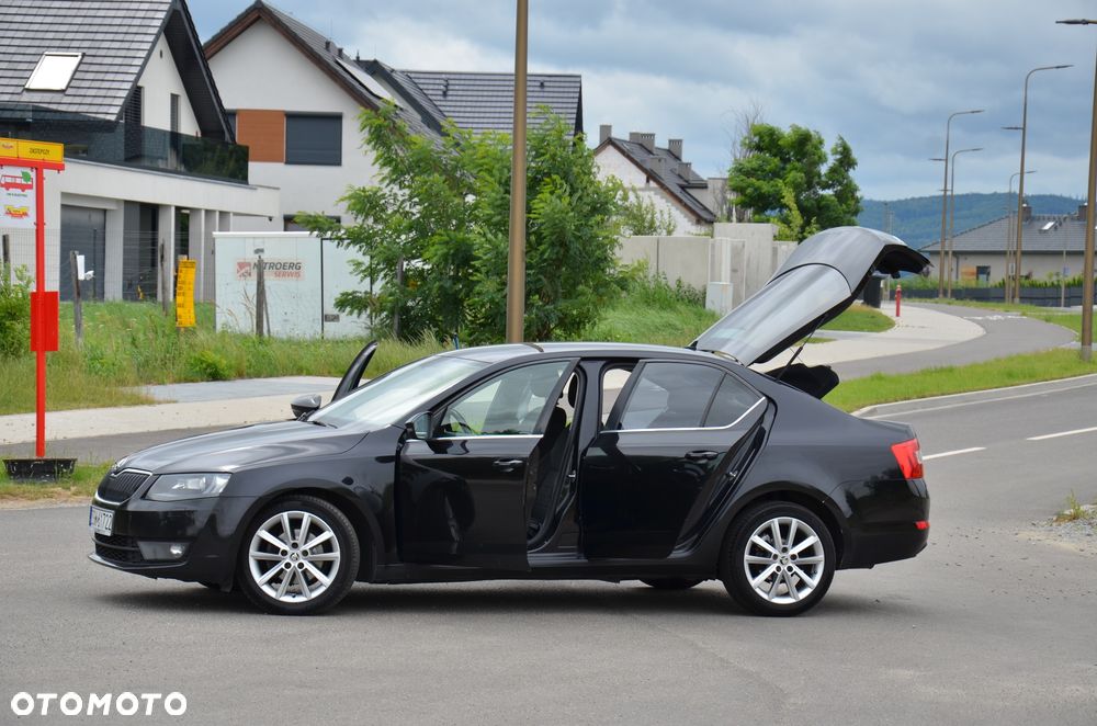 Skoda Octavia 2.0 TDI Style - 29