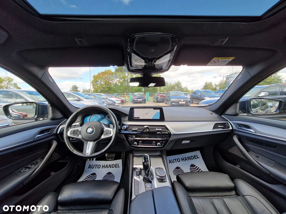 BMW Seria 5 530d Touring Sport Line - 8