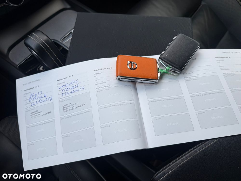 Volvo XC 60 T6 AWD Recharge Geartronic RDesign - 40