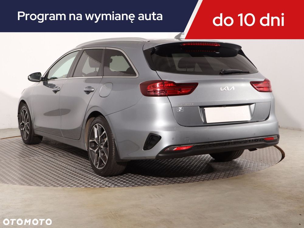 Kia Ceed - 6