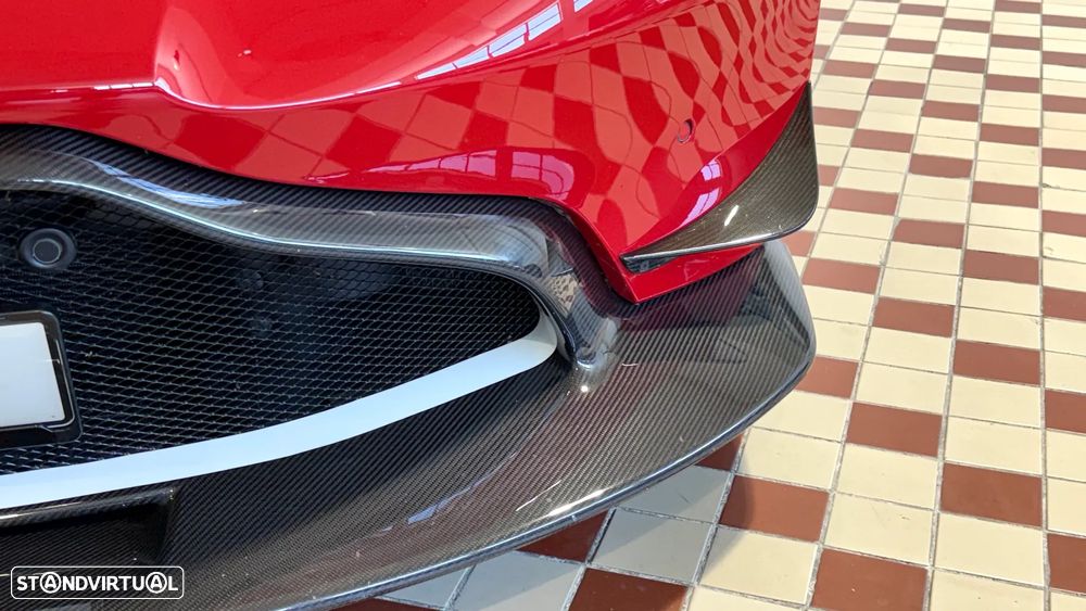Aston Martin Vantage Coupe V8 - 7
