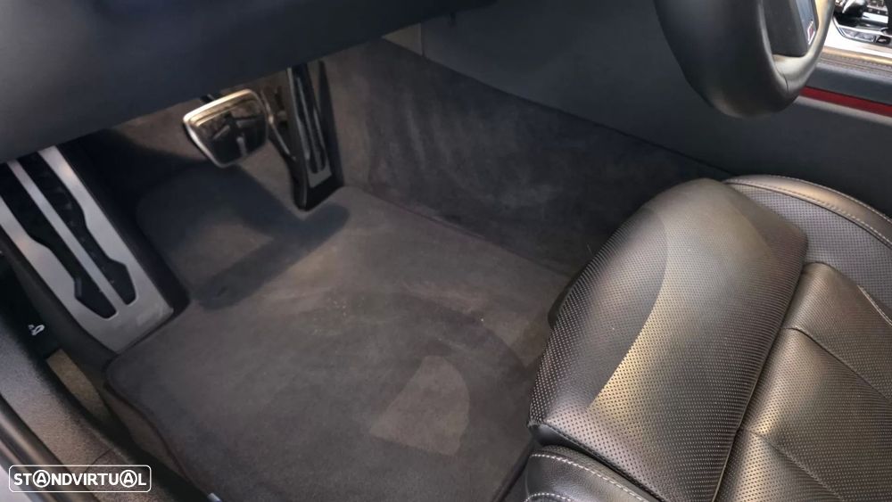 BMW 840 d xDrive Pack M — fotografia 40