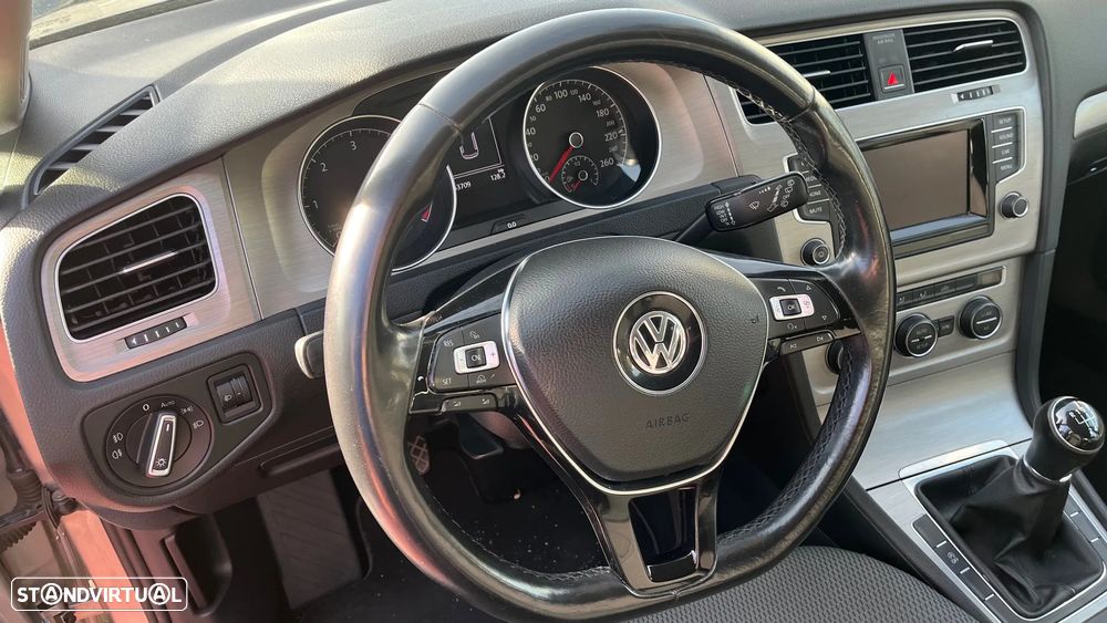 VW Golf 1.6 TDi Edition - 17