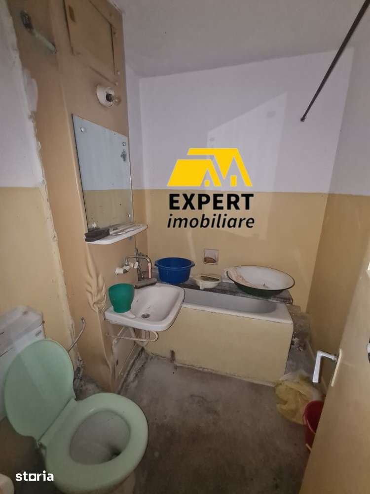 Apartament 2 camere , Calea Calarasilor - Viziru 3 , sup 52 mp - Imagine principală: 3/5