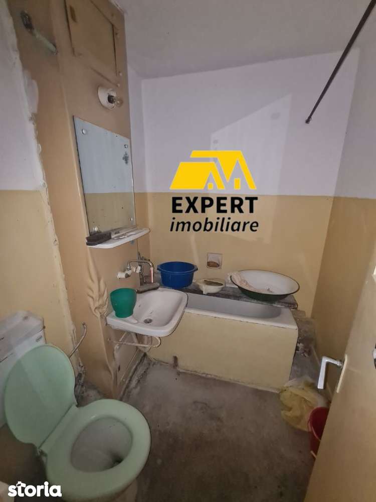 Apartament 2 camere , Calea Calarasilor - Viziru 3 , sup 52 mp - Imagine principală: 3/5
