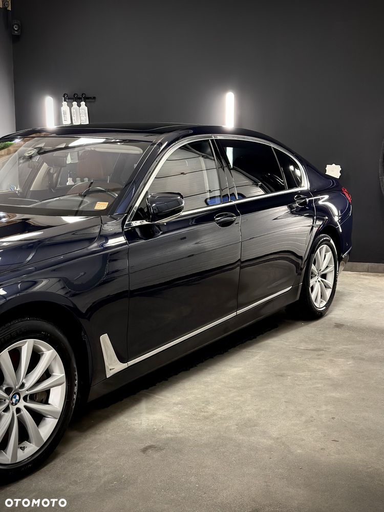 BMW Seria 7 - 4