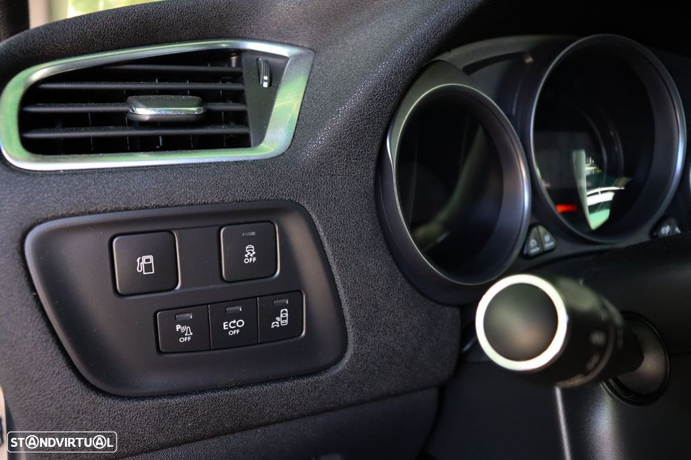 Citroën C4 1.2 PureTech Shine EAT6 - 12