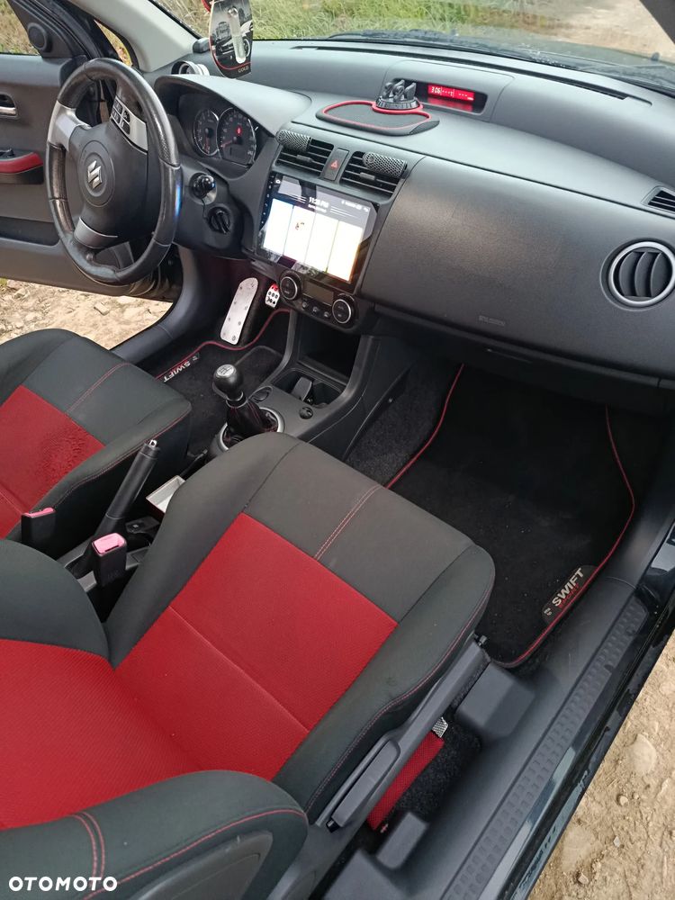 Suzuki Swift 1.6 Sport - 17