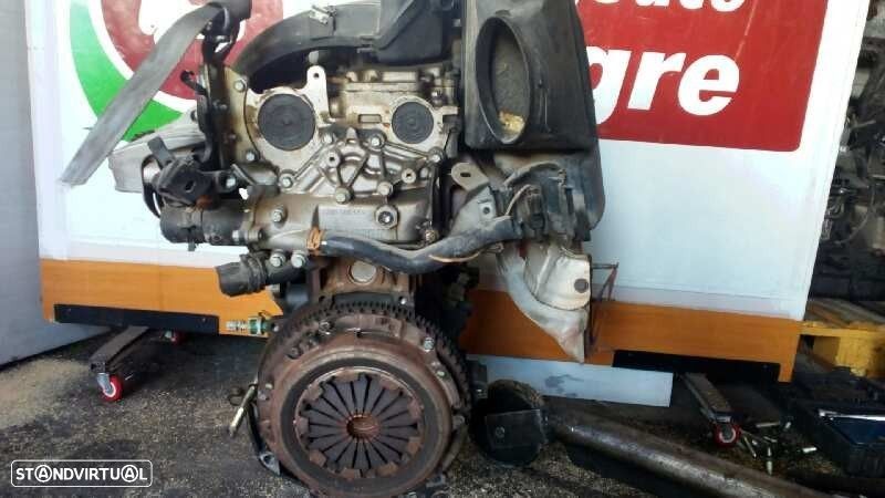 MOTOR COMPLETO RENAULT MEGANE I 2002 -K4J750 - 3
