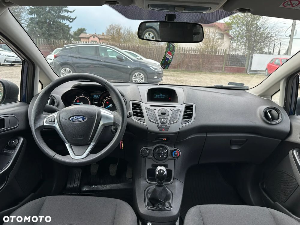 Ford Fiesta - 15