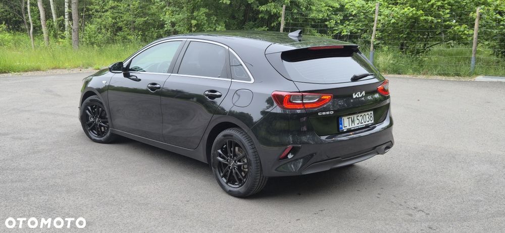 Kia Ceed - 4