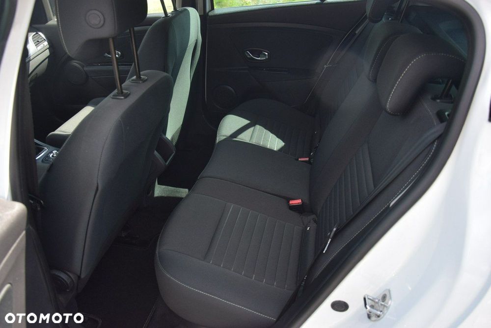 Renault Megane 1.6 16V 110 LIMITED - 18