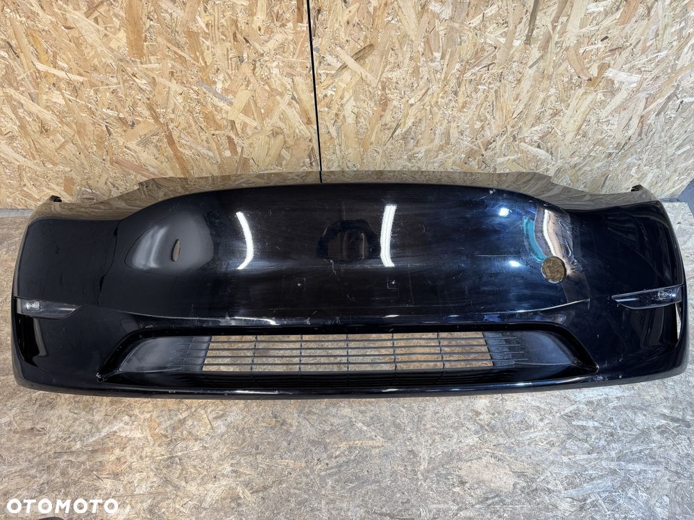 Zderzak przód tesla y