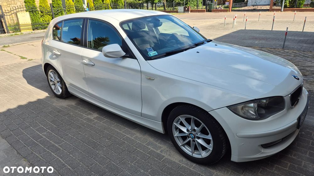 BMW Seria 1 116d - 8