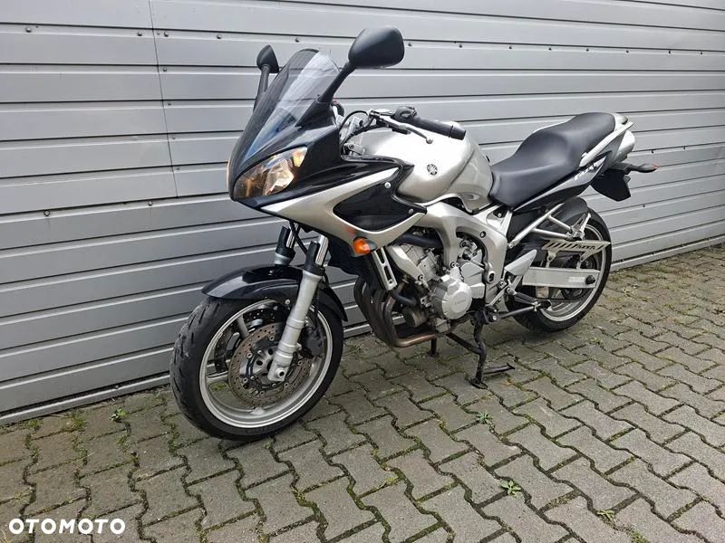 Yamaha FZ6 - 6