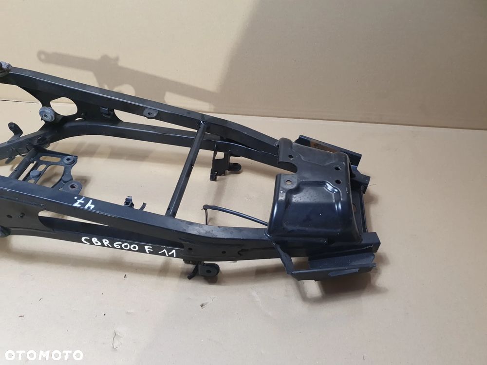 Honda CBR 600F (2011 - 2013) Stelaż Ogona tył - 6