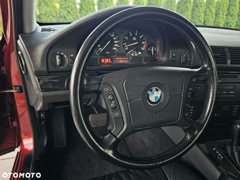 BMW Seria 5 - 13