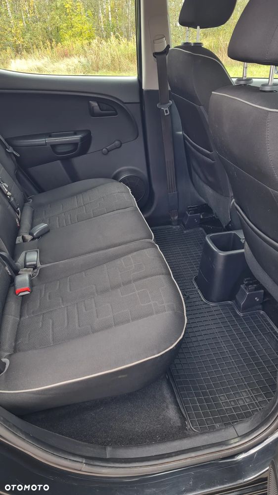Kia Venga 1.4 CVVT Attract - 15