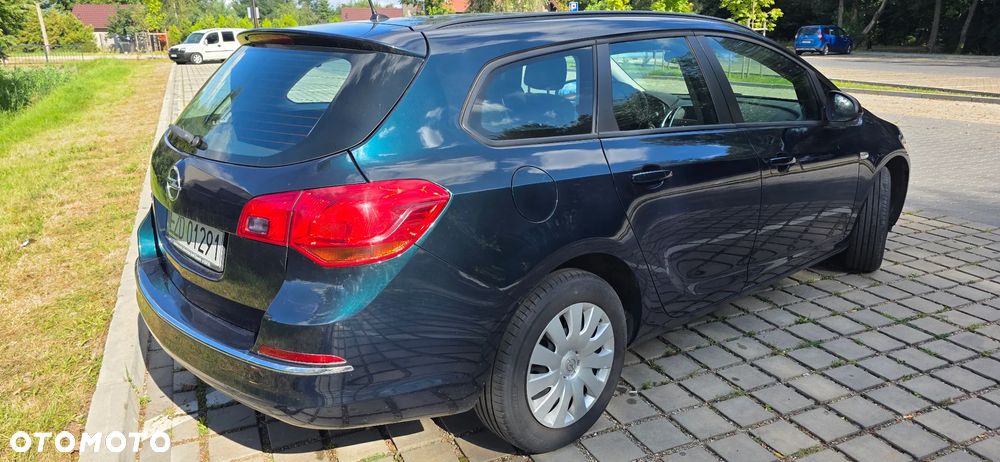 Opel Astra 1.6 Innovation - 4