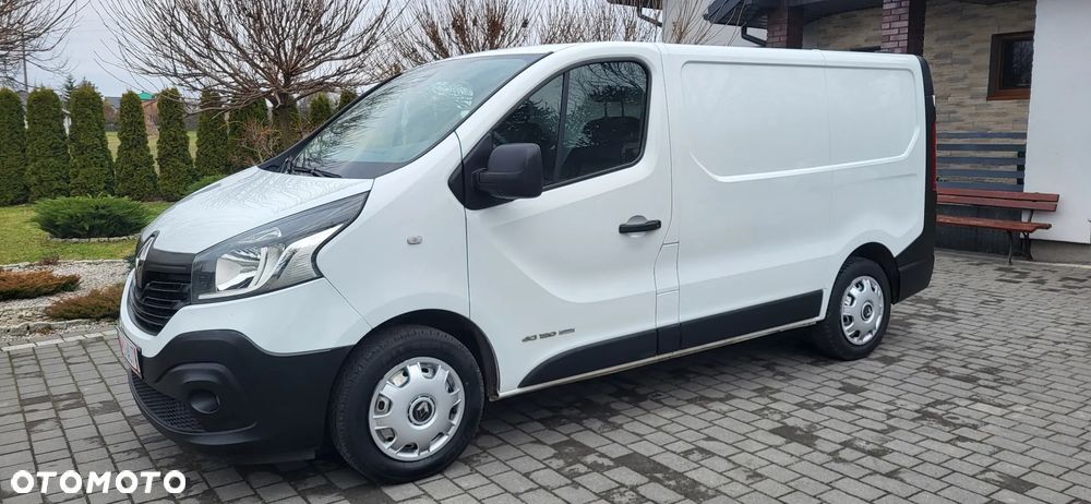 Renault Trafic - 16