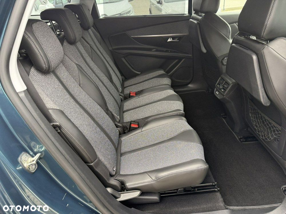 Peugeot 5008 BlueHDI 130 Allure - 23