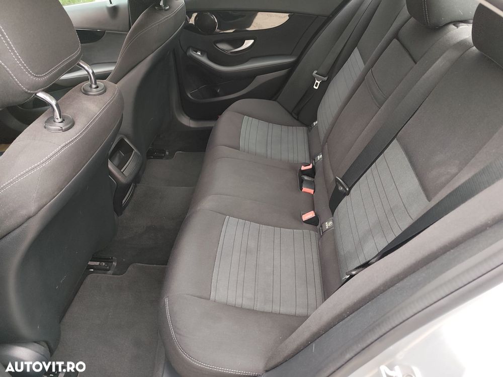 Mercedes-Benz C 180 K BlueEfficiency T-modell - 12