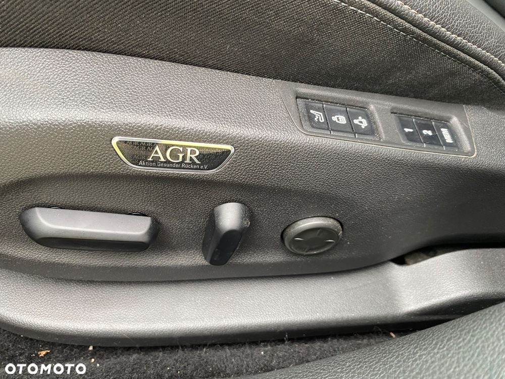 Opel Astra 1.4 Turbo Innovation - 32