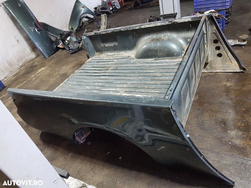 Bena Mitsubishi L200 2006 - 2010 VERDE (653) MODEL LUNG - 3