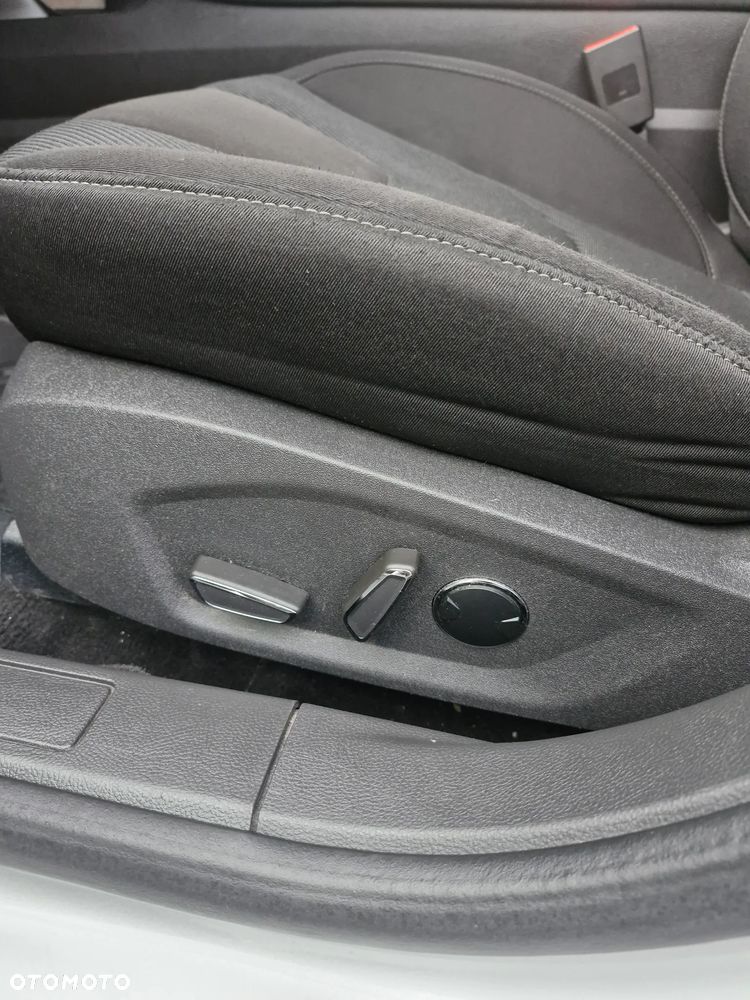 Ford Mondeo 2.0 TDCi Titanium PowerShift - 15