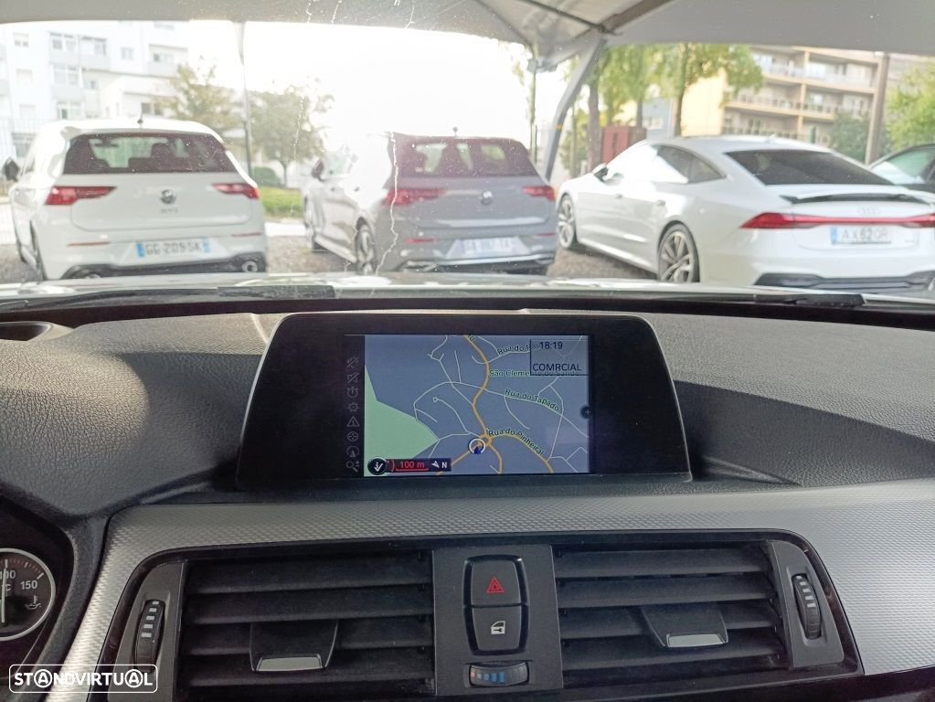 BMW 320 d Auto Pack M - 22