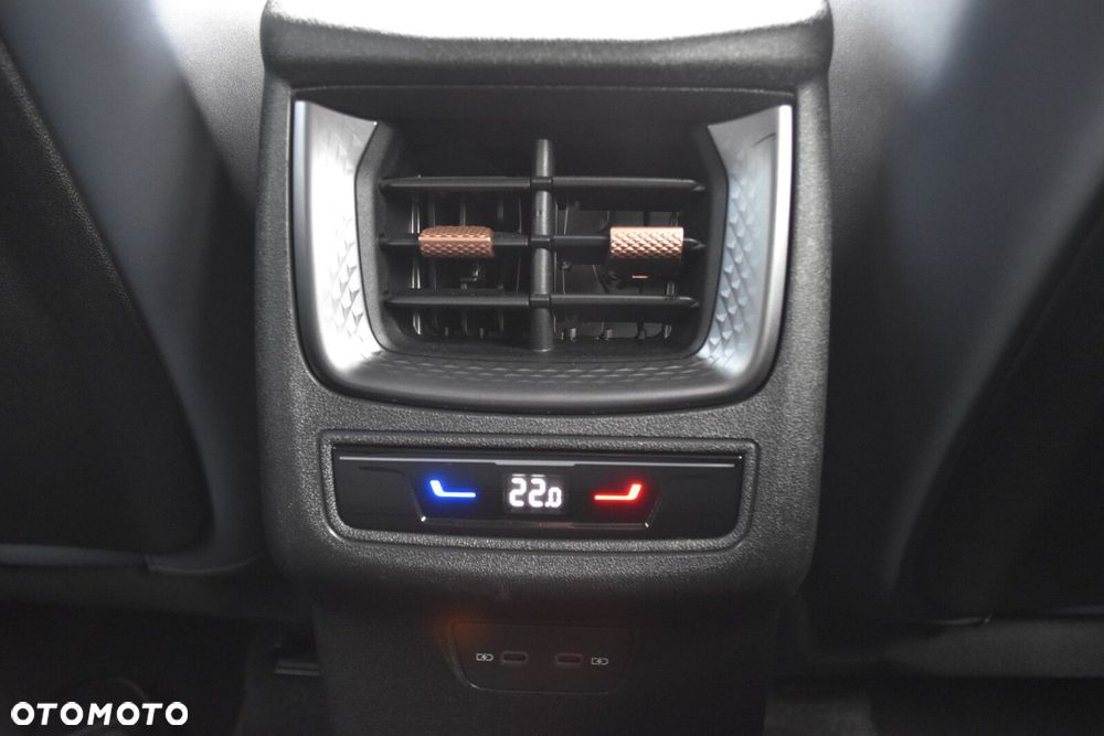 Cupra Terramar 1.5 eTSI mHEV DSG - 31