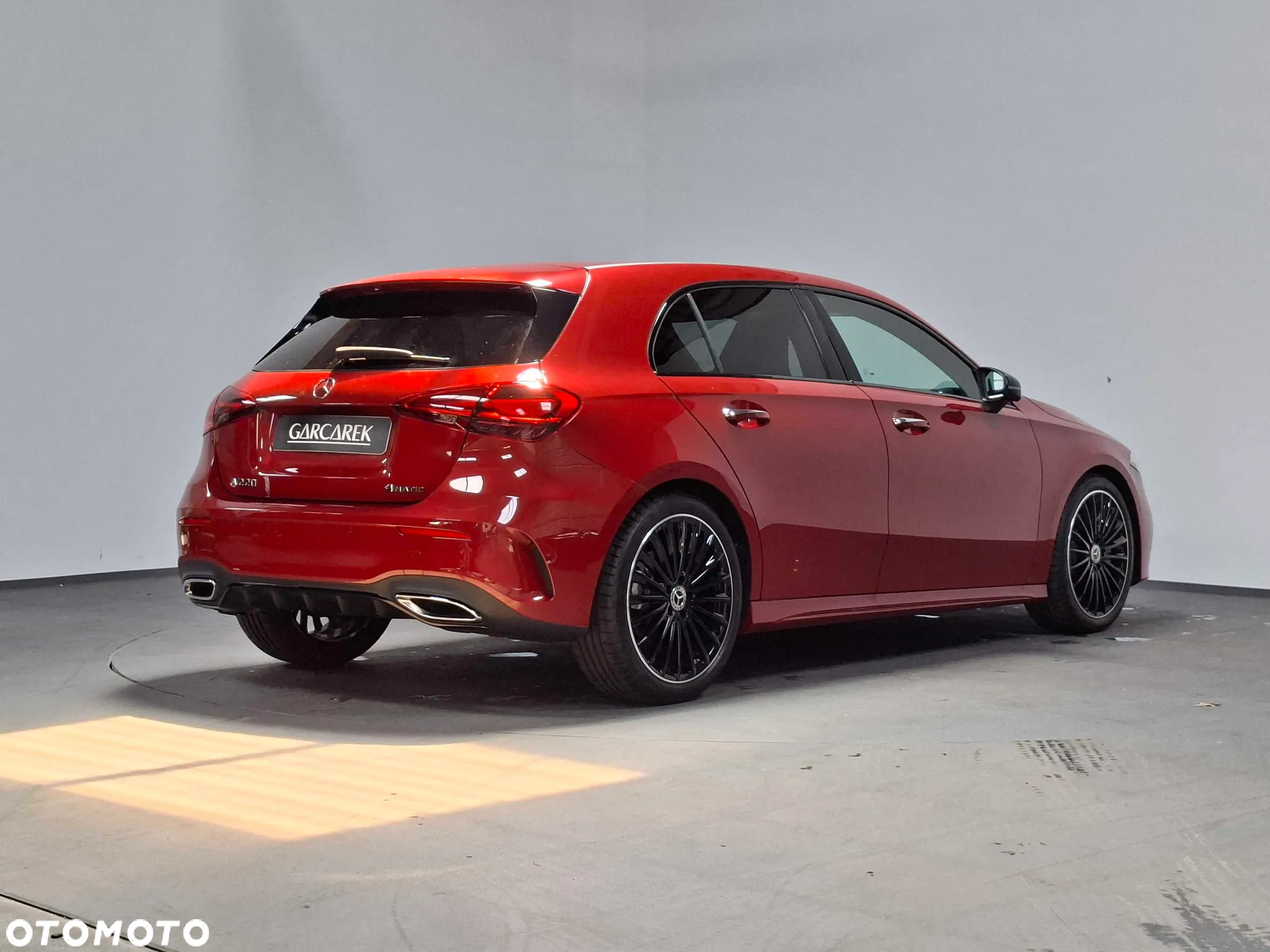 Mercedes-Benz Klasa A 220 4-Matic AMG Line 8G-DCT - 4