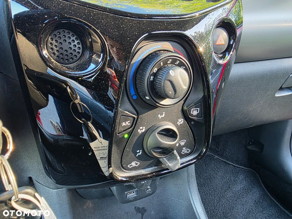 Peugeot 108 VTI 68 ETG5 Allure - 27