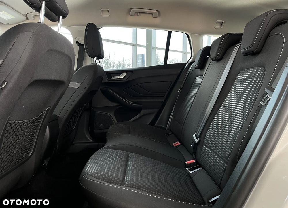 Ford Focus - 21