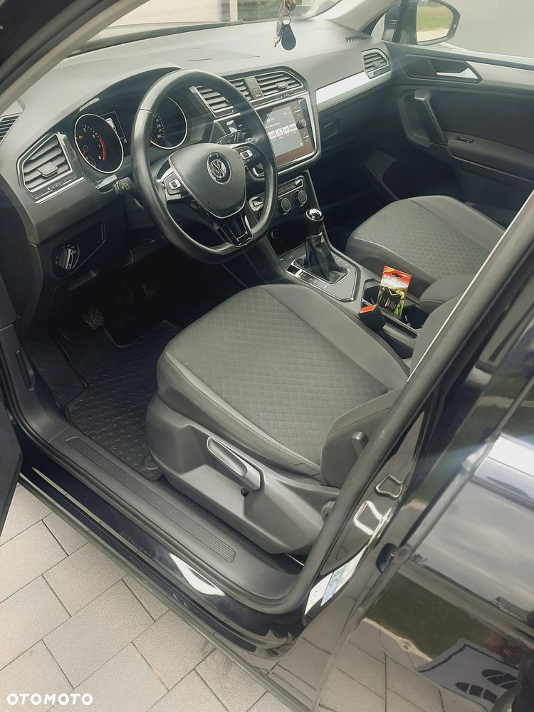 Volkswagen Tiguan 1.5 TSI OPF ACTIVE - 10