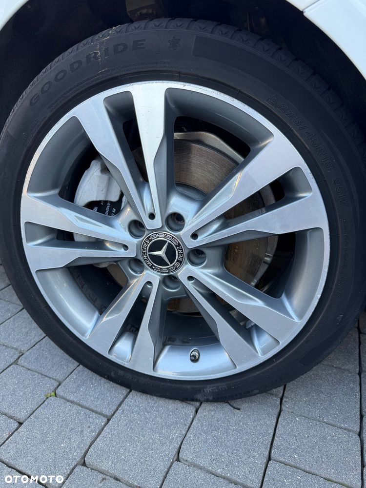 Mercedes-Benz Klasa C 300 9G-TRONIC Avantgarde - 11
