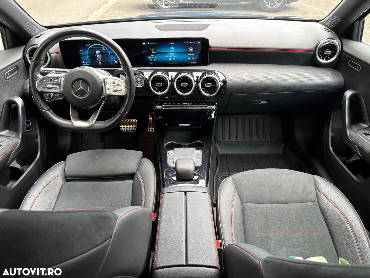 Mercedes-Benz A 200 7G-DCT AMG Line - 28