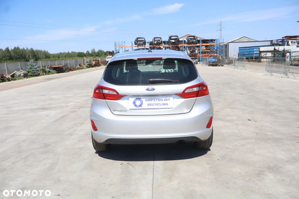 Ford Fiesta 1.1 Trend - 5