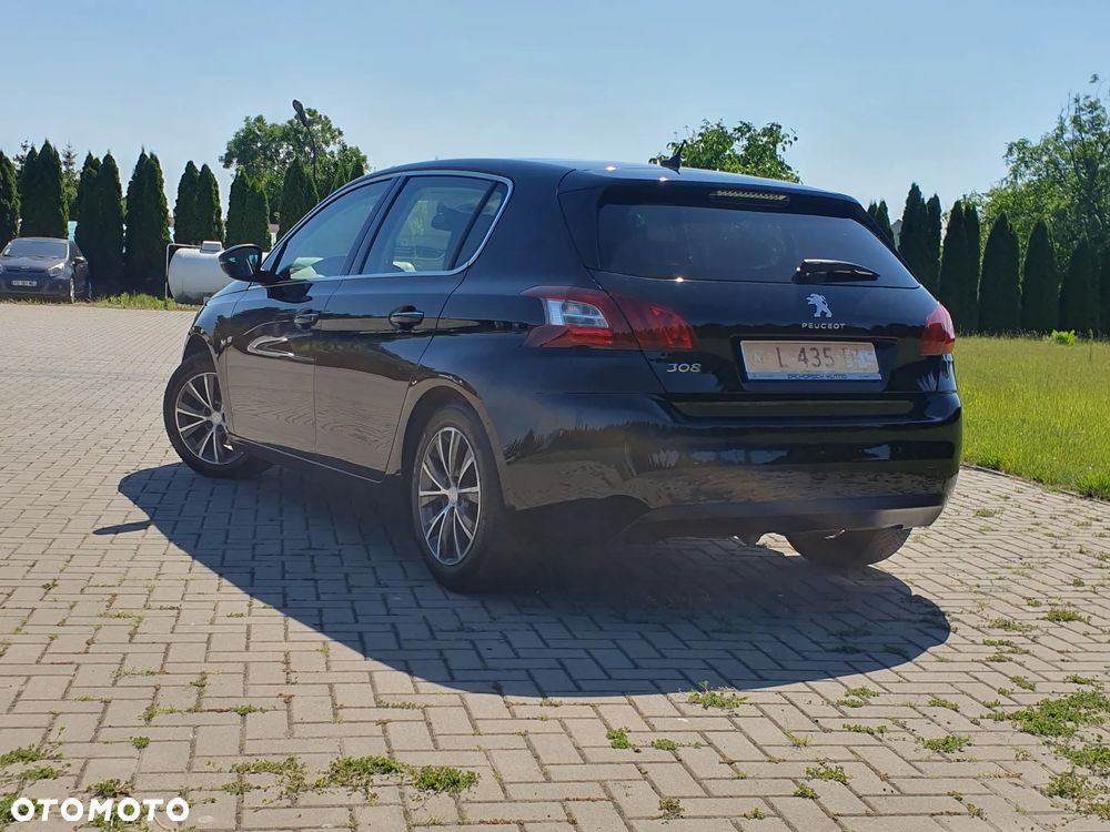 Peugeot 308 125 THP Allure - 11